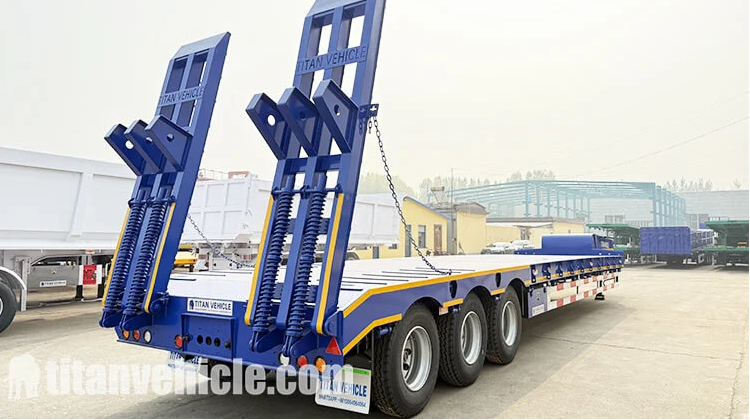 3 Axle 60 Ton Lowbed Trailer Truck for Sale in Cameroon