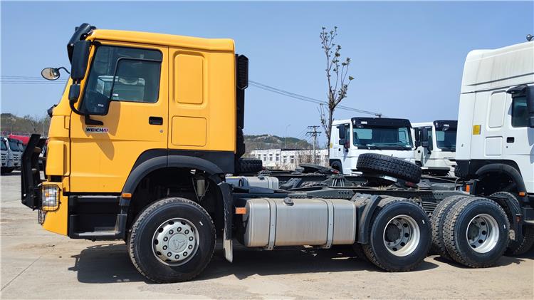Sinotruk Howo 400 Truck Head for Sale In Guyana