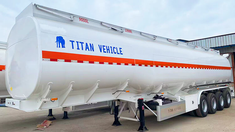 Transport de Carburant Citerne à 4 Essieux au Burkina Faso