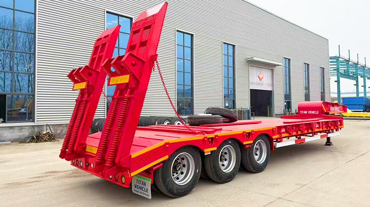 Camion Porte Char à 3 Essieux à Vendre Au Cameroun