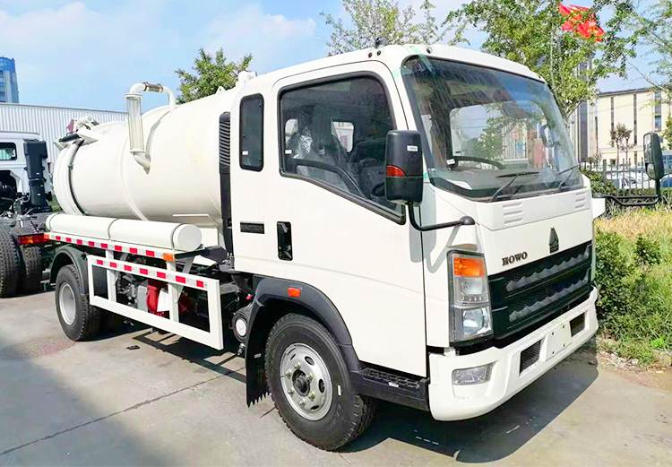 Prix Camion Aspirateur Neuf Howo de 10 cbm à Vendre au Congo