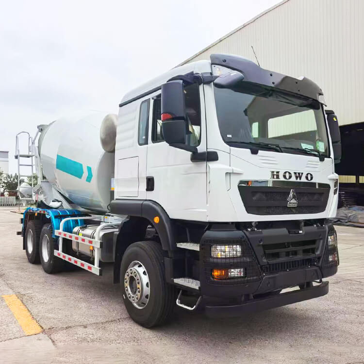 Camion-pompe &agrave; b&eacute;ton en RDC